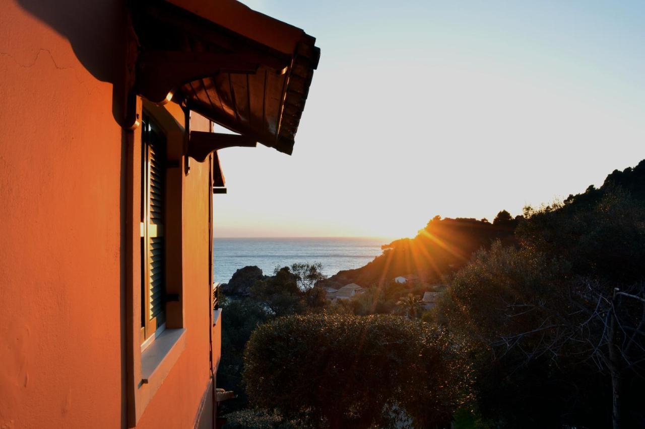 Papadatos Apts With Amazing View - 5Mins From The Beach Kontogialos Exterior foto